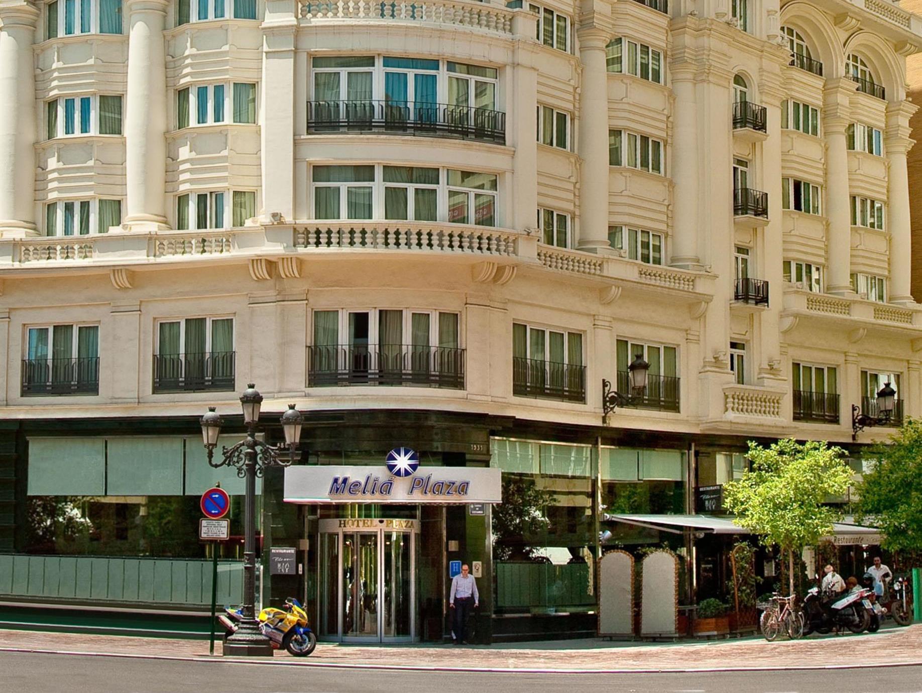 Hotel Melia Plaza Valenza Esterno foto