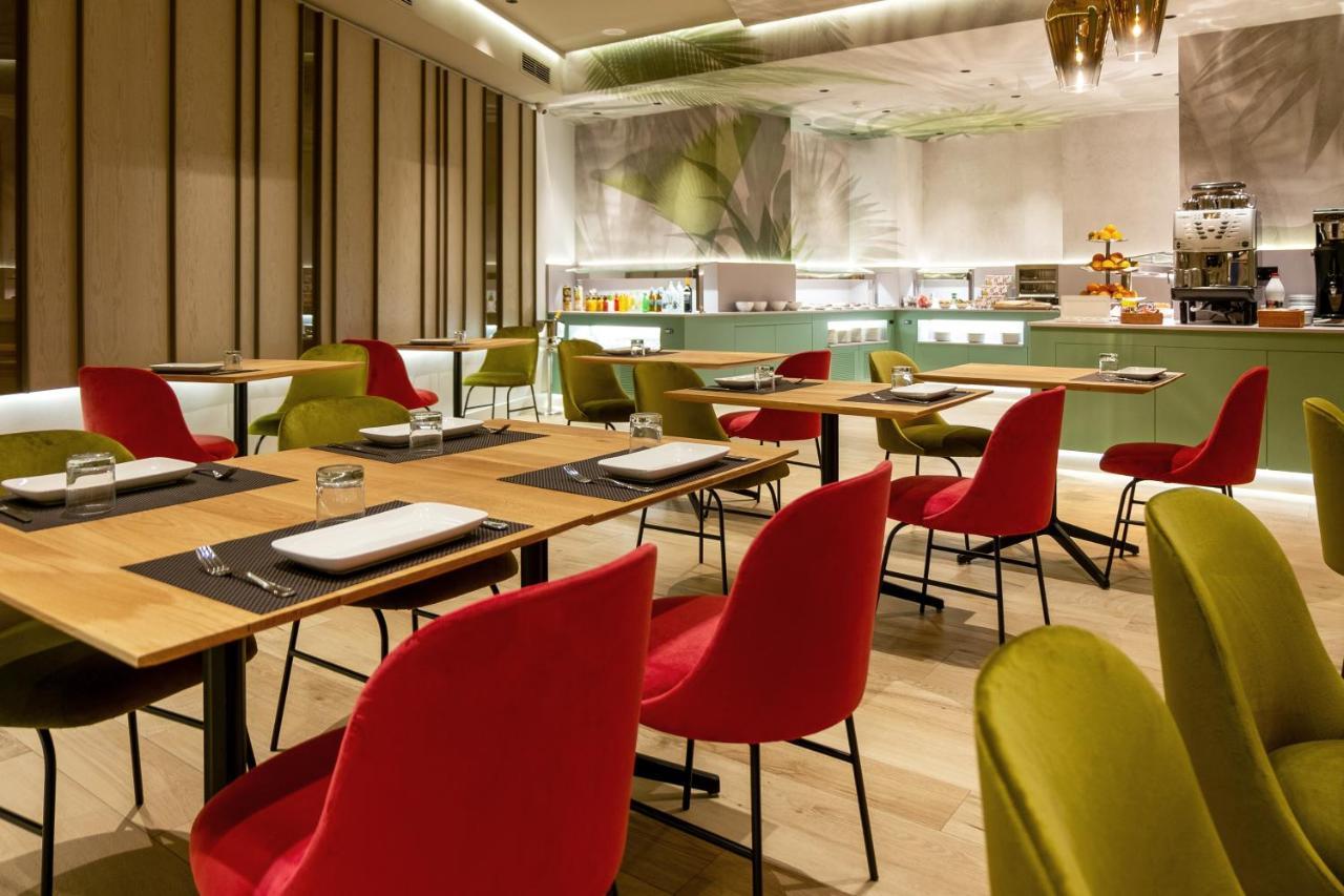 Hotel Melia Plaza Valenza Esterno foto