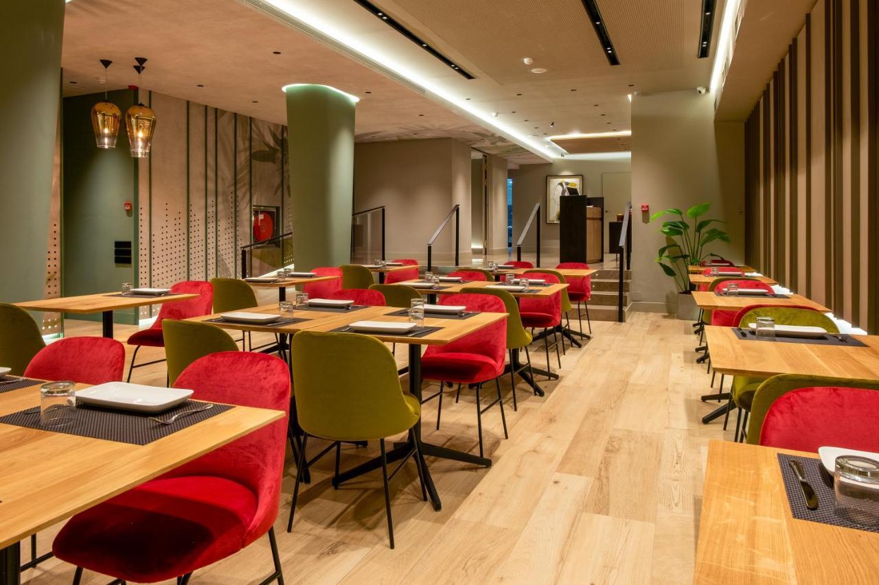 Hotel Melia Plaza Valenza Esterno foto