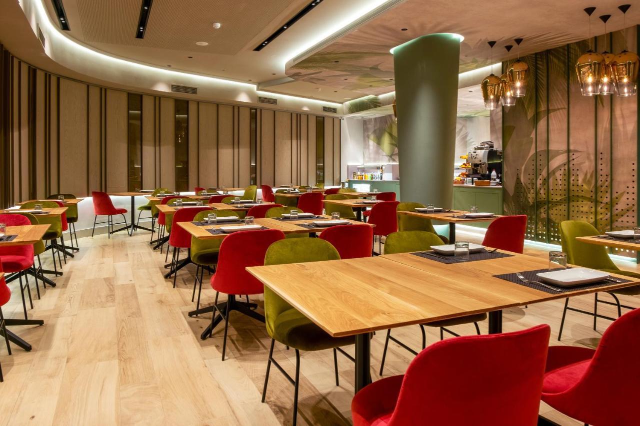Hotel Melia Plaza Valenza Esterno foto