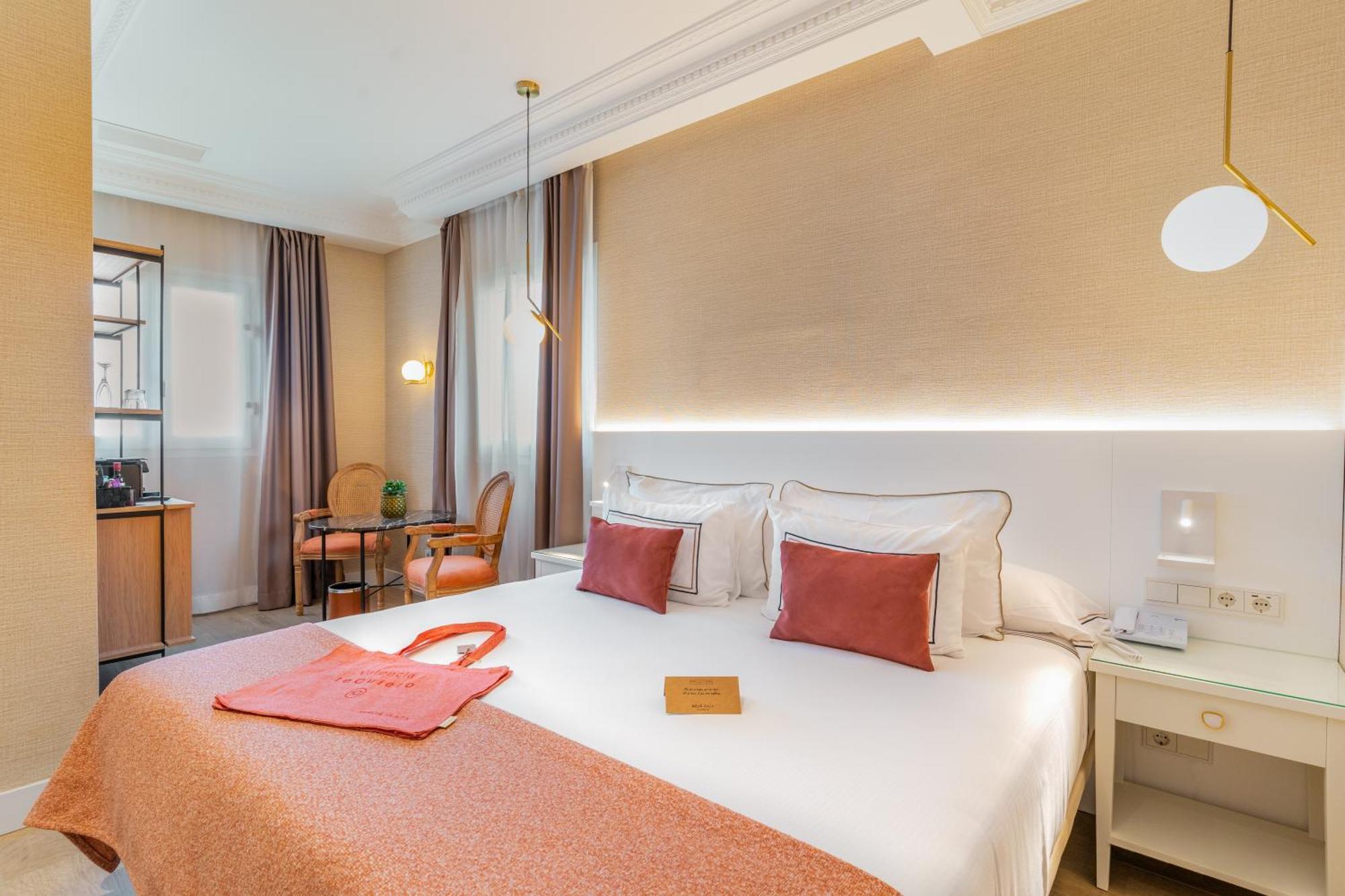 Hotel Melia Plaza Valenza Esterno foto