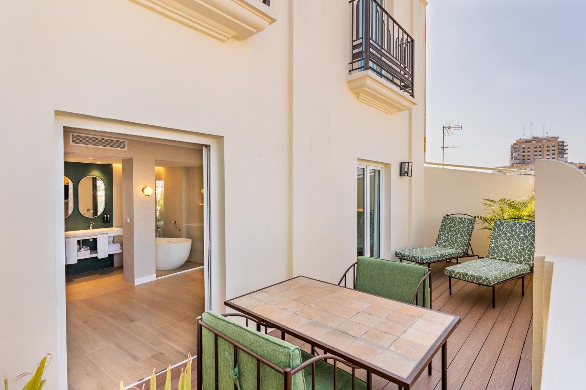 Hotel Melia Plaza Valenza Esterno foto